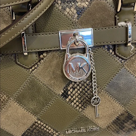 MICHAEL KORS Hamilton Small Patchwork Satchel Crossbody Bag
Olive 
NWT - Picture 2 of 16